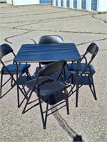 FOLDING CARD TABLE W/ 4 CHAIRS