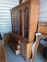 DINING ROOM  HUTCH W/ REMOVABLE TOP