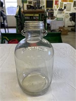 1 gallon glass storage jar with handle
