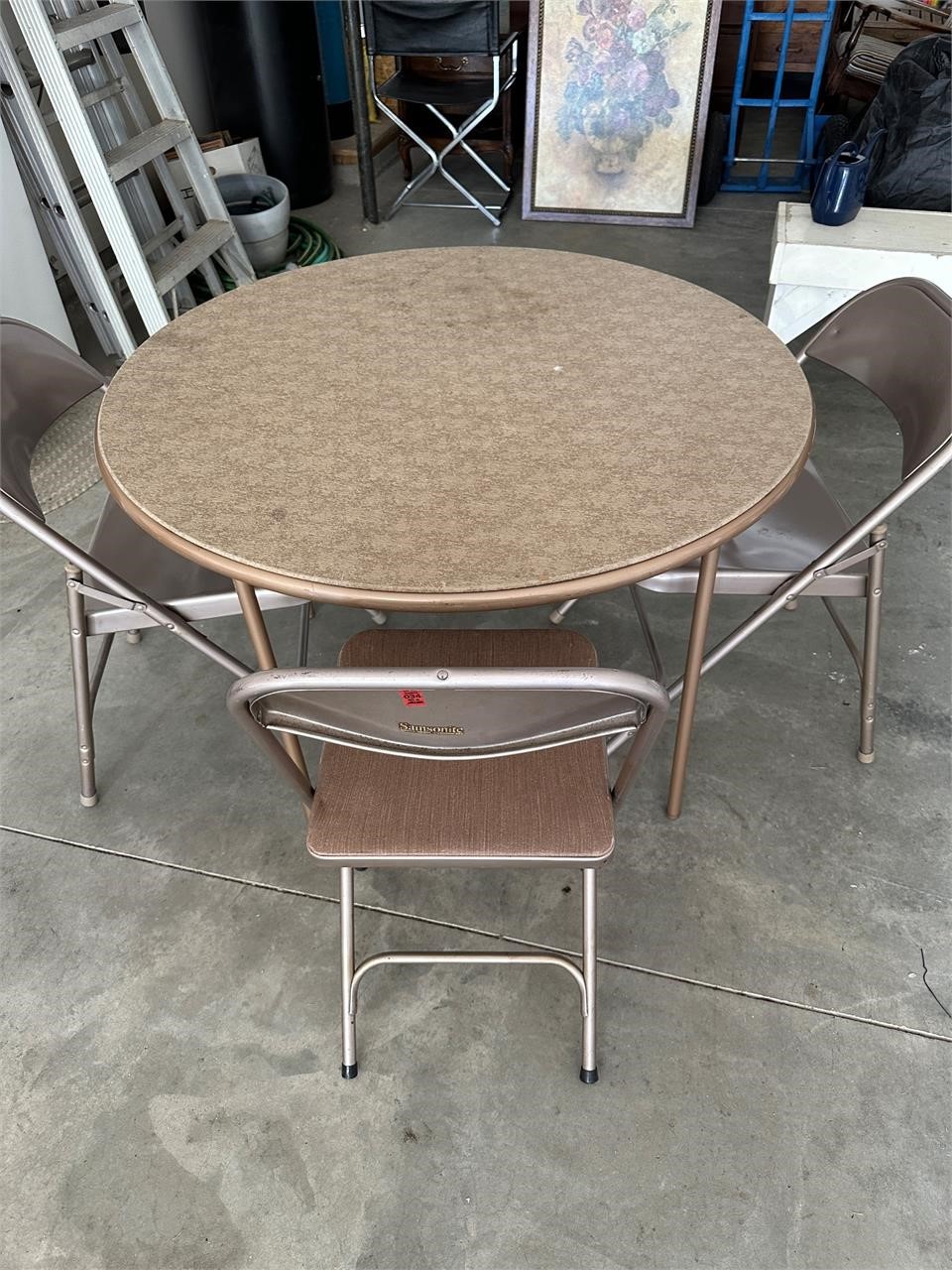 Round Folding Card Table with 3 Chairs