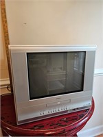 toshiba tube tv/gaming/dvd