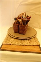 Wicker napkin holder & placemats