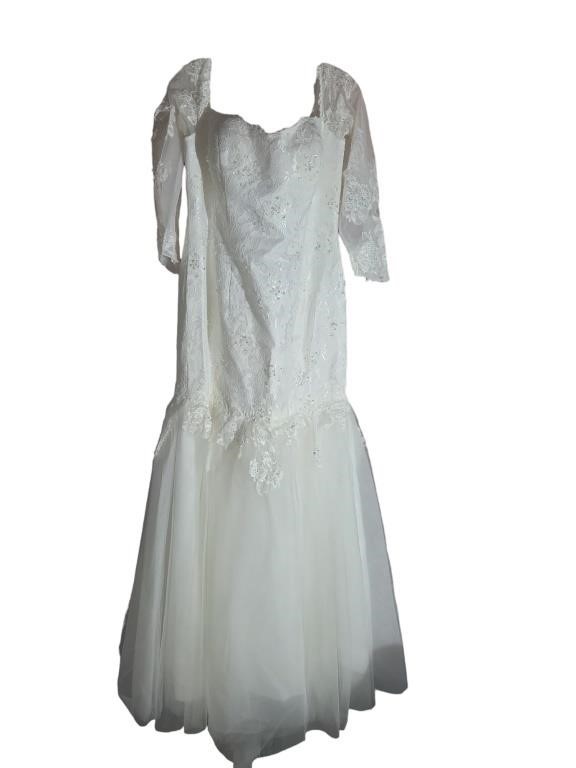 NEW Beaded Lace 3/4 Sleeve Wedding Dress Size 16W