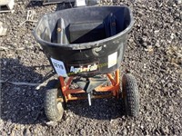 C4. Towable agri-fab spreader works