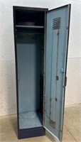 Tin locker 18x18x79