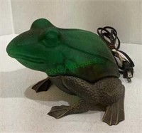 Frog accent lamp metal base with green shade.