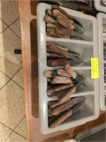 LOT OF KNIVES