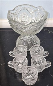Star of David Glass Dish with Miniature Cups AS IS