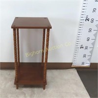 2 Tier End Table Plant Stand Approx 12"X12"X25"