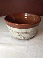 9" Unique Pottery Bowl w/Wonderful Art