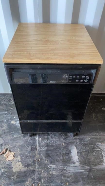 Dish Washer with Cutting Board on Wheels
