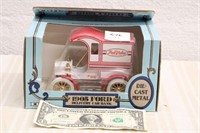 1987 ERTL DIE-CAST 1905 FORD DELIVERY TRUCK BANK