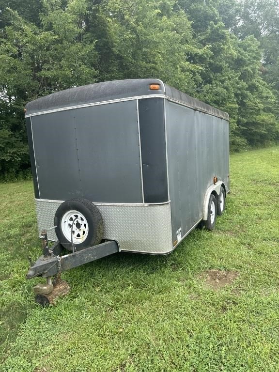 1999 United Express Enclosed Trailer