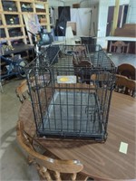 Wire pet crate