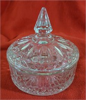Glass candy dish withlid. 6ins.