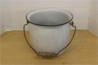 ENAMELED PAIL WITH HANDLE