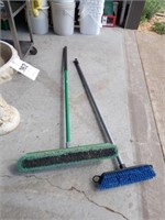 Shop Broom & Scrub Broom