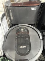 SHARK ROBOT VACUUM RETAIL $400