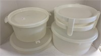 Tupperware cake and pie containers