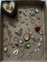 Jewelry-pins, brooches, earrings +