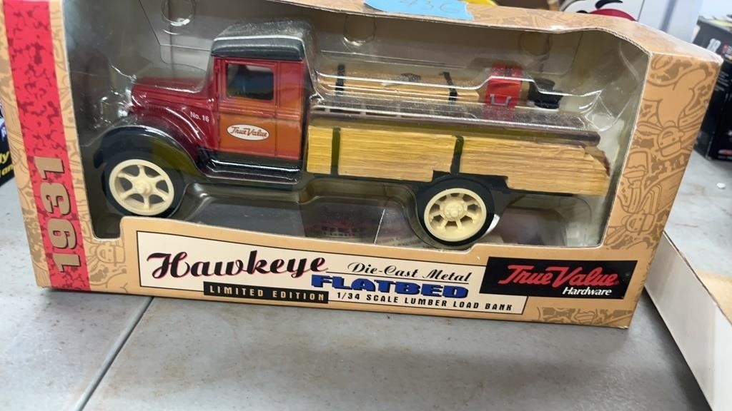 TRUE VALUE HAWKEYE FLATBED MODEL TRUCK, NIB