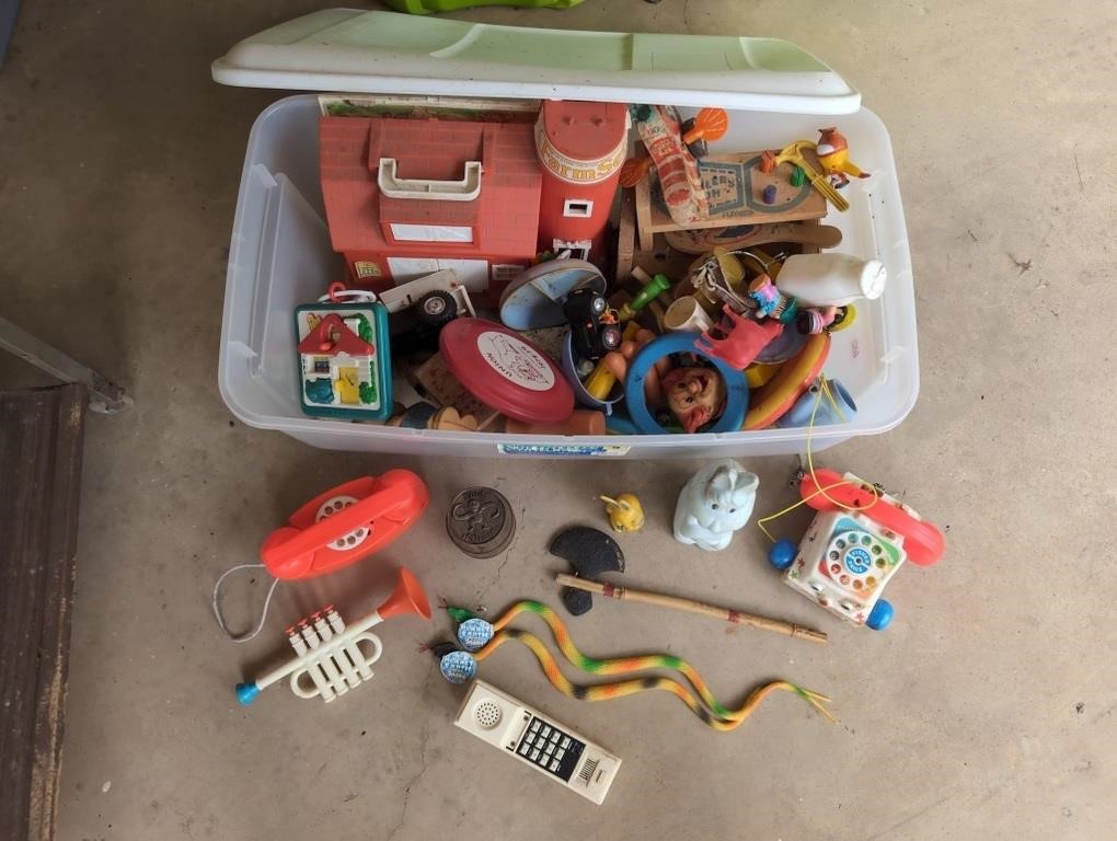 Tote w lid and vintage toys