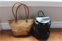 Tiginallo leather purse, handles have wear and