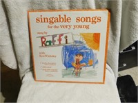Raffi-Singable Songs for the Very Young