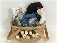 Lot basket of various items