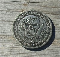 Hobo Style Art Coin 1 /2" Skull