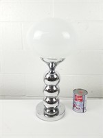 Lampe de table de base chromée/globe en verre -