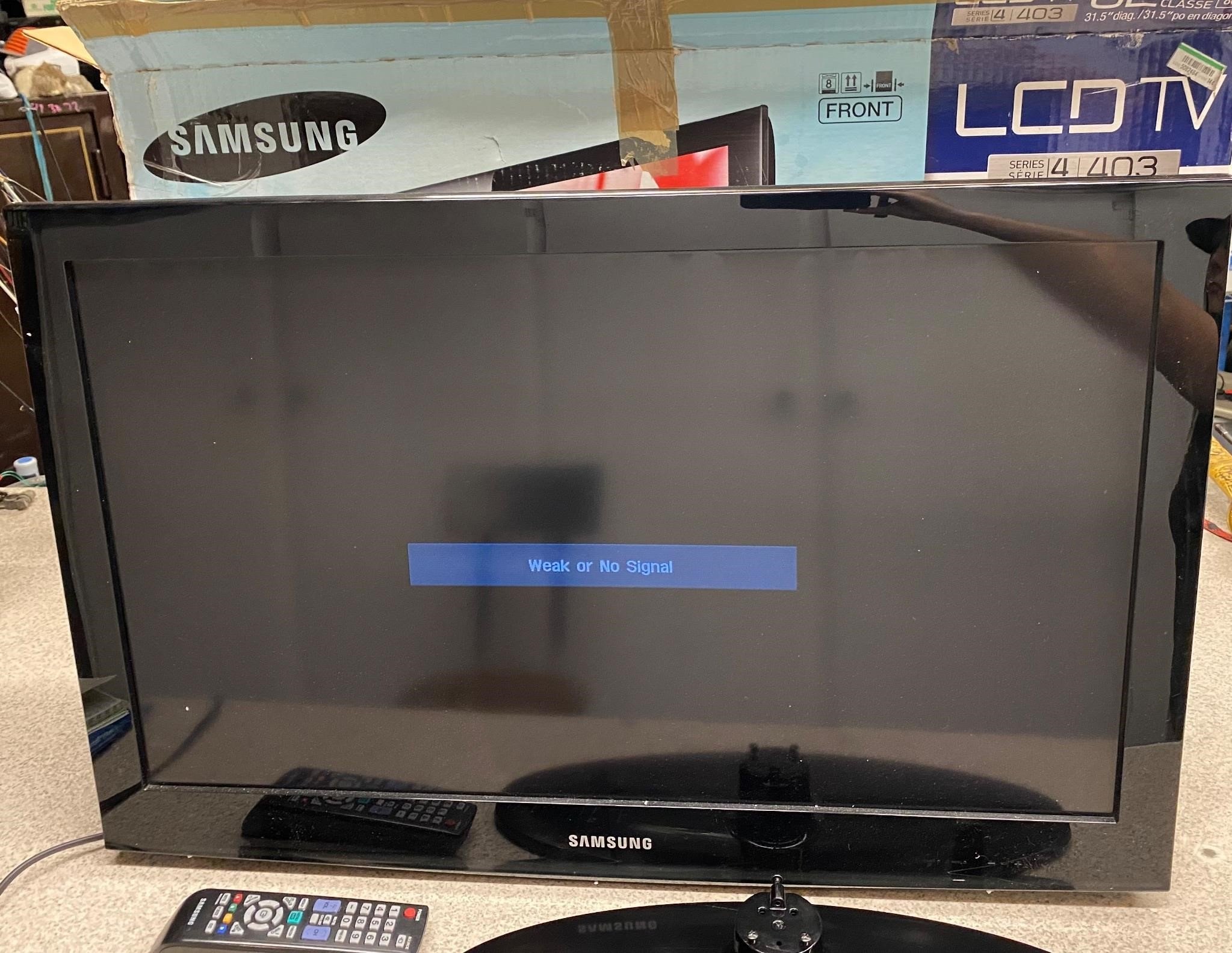 Samsung LCD TV 32”