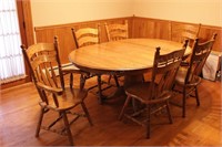 Oak Claw-Foot Pedestal Table & Chair Set