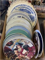 COLLECTORS PLATES