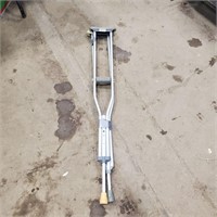 Aluminum Crutches