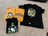 4 PENGUINS SHIRTS XL INCL. HOLIDAY TREE