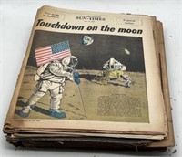 (DD) Vintage News Paper Articles, Magazine