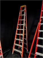 10 FOOT STEP LADDER