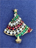 Rhinestone Christmas tree pin