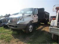 2005 International 4300 S/A Cab & Chassis,