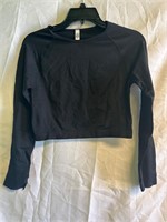($49) Women’s active wear crop top,Black color, L