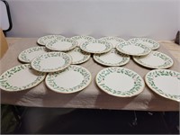 (16) Vintage Lenox Holiday Dinner Plates 10"