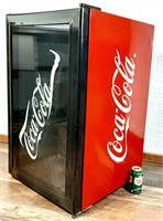 Réfrigérateur COCA-COLA non fonctionnel, tel quel