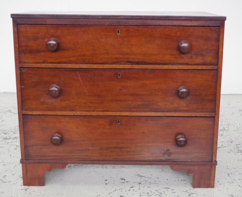 Antique 3 drawer chest
