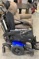 Quickie Q 700 M motorized chair. New batteries,
