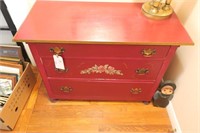 39.5" 3-drawer painted chest