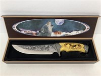 Collectors Wolf Designed Knife w/ Case