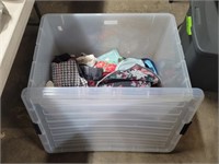 Clear Storage Tote W/Linens & Lid