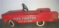 FIRE FIGHTER PEDAL CAR-SHOWS WEAR ON SEAT