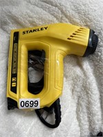 ELECTRIC STAPLE AND NAIL GUN RETAIL $40